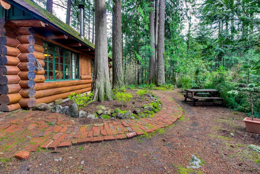 Zoe'S Log Cabin Welches Exterior photo