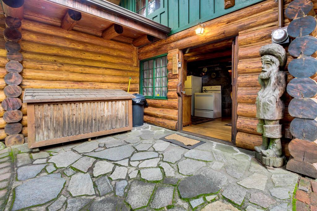 Zoe'S Log Cabin Welches Exterior photo